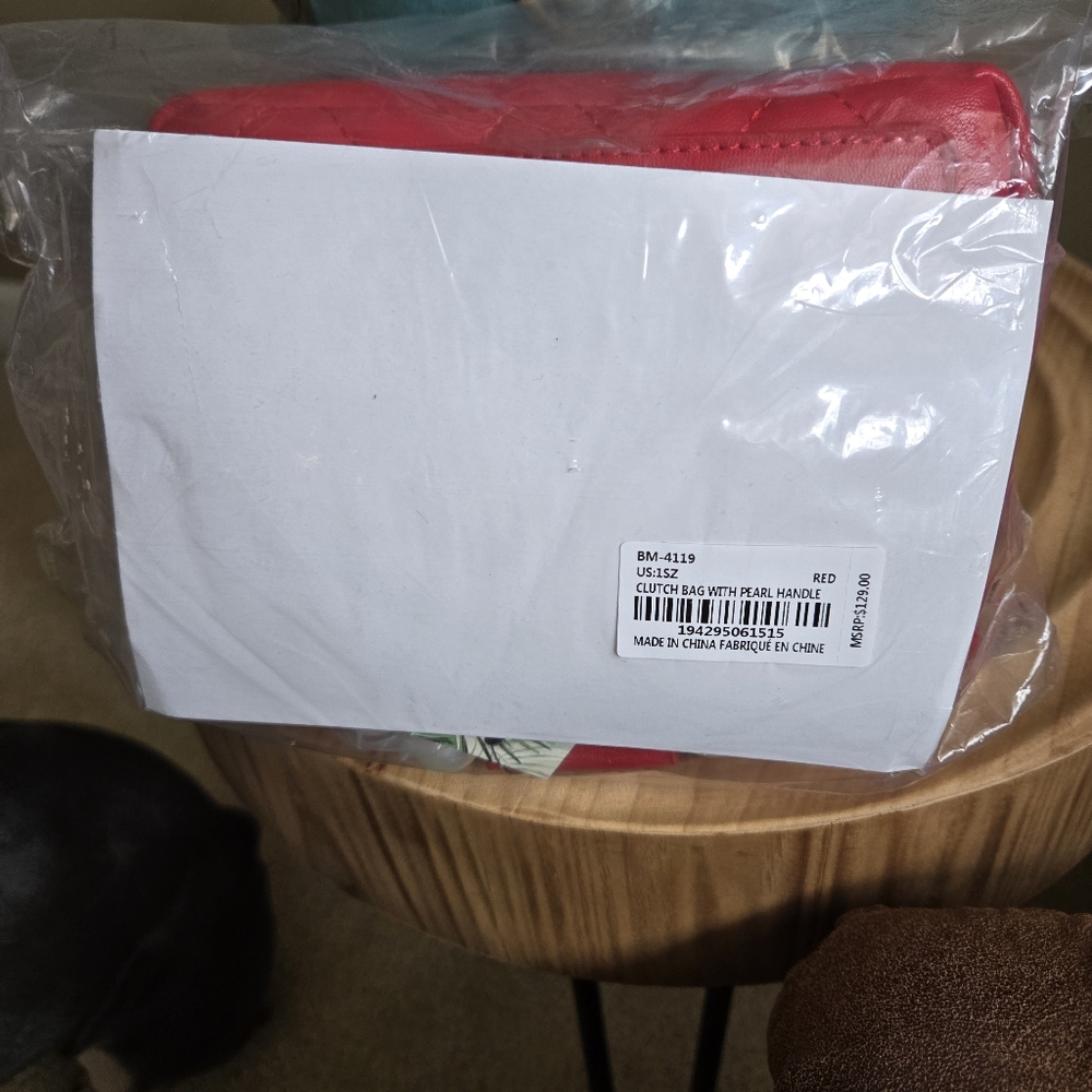 Badgley Mischka Red Quilted Faux Pearl Clutch Party Ready - Picture 11 of 13